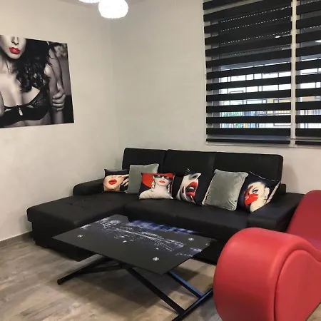 Carihuela 5 Apartment *